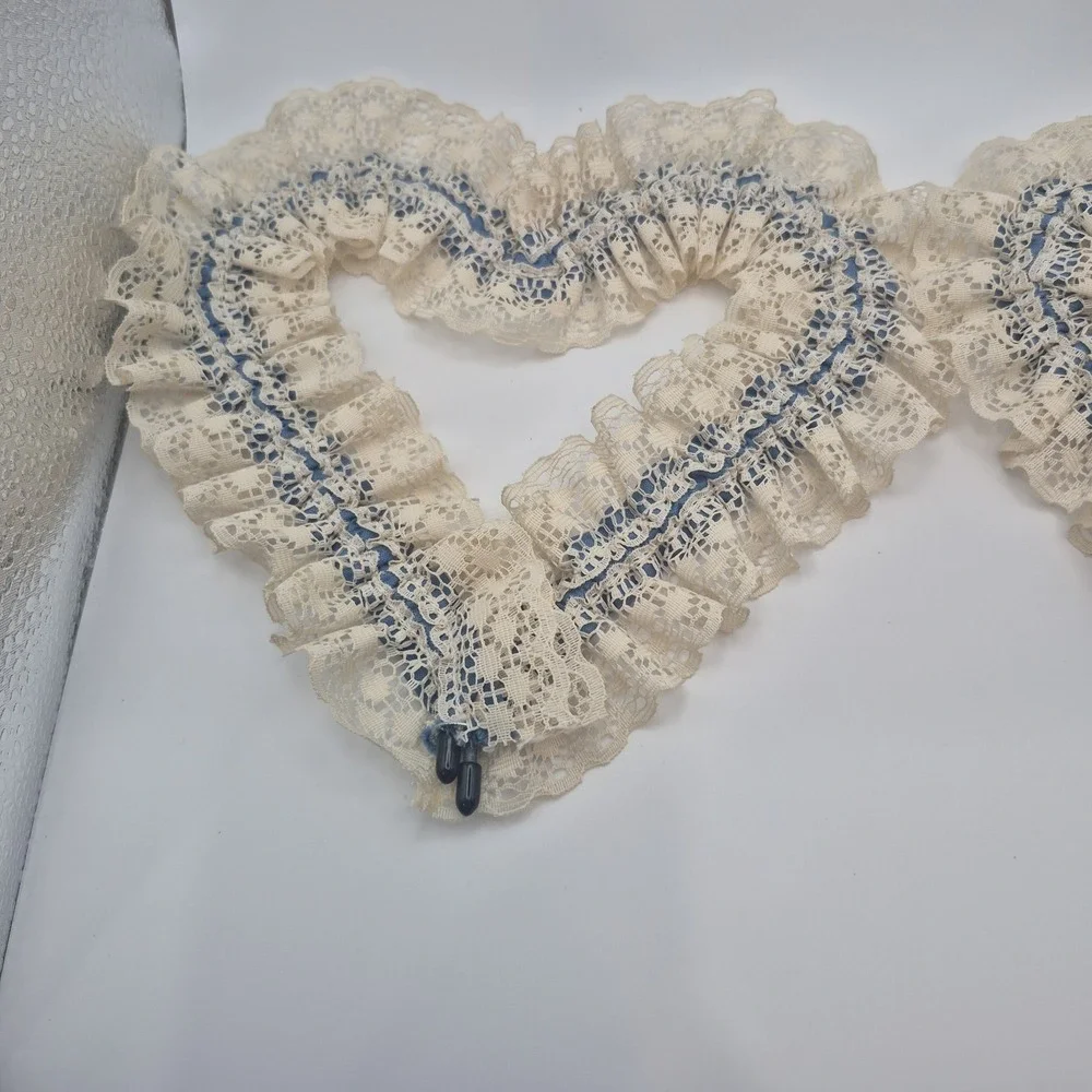 Vintage Heart Lace Decor Cottage Granny Core Cream & Blue